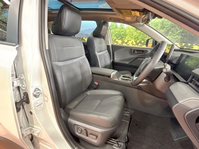 TOYOTA RAV4 HYBRID 4WD 2026 Image 31