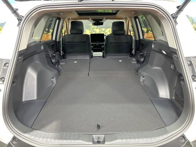 TOYOTA RAV4 HYBRID 4WD 2026 Image 31