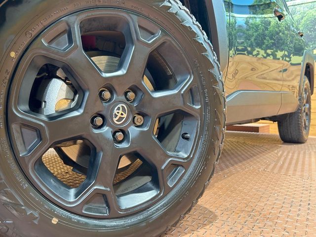 TOYOTA RAV4 4WD 2024 Image 31