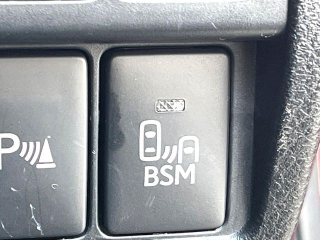 TOYOTA LEXUS RC300H 2016 Image 31