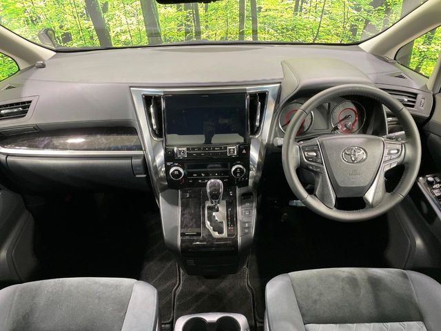 TOYOTA ALPHARD 4WD 2021 Image 31