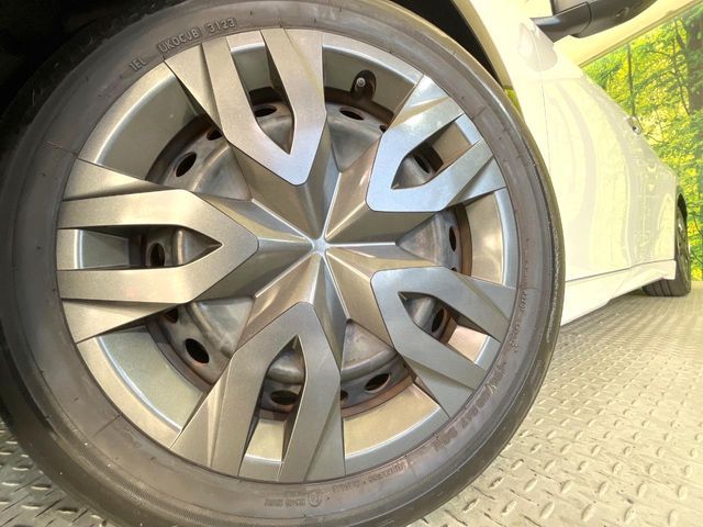 TOYOTA PRIUS PHV 2023 Image 31