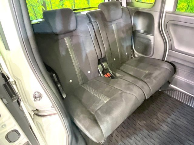 HONDA N BOX CUSTOM 2023 Image 31