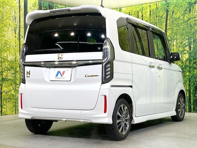 HONDA N BOX CUSTOM 2023 Image 31