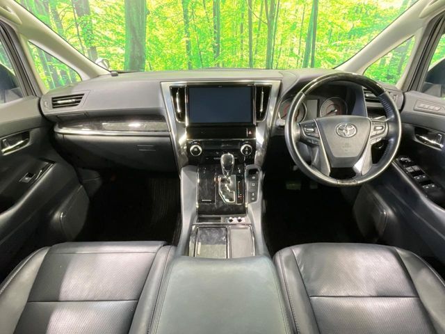 TOYOTA VELLFIRE 2018 Image 31