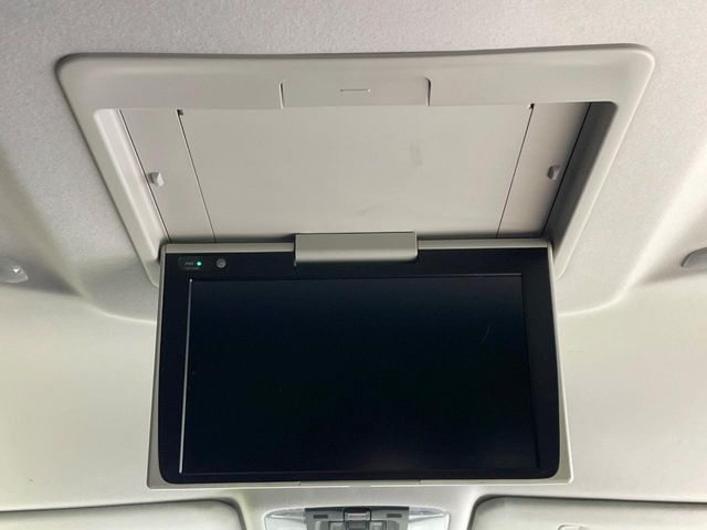 TOYOTA VELLFIRE 2018 Image 31