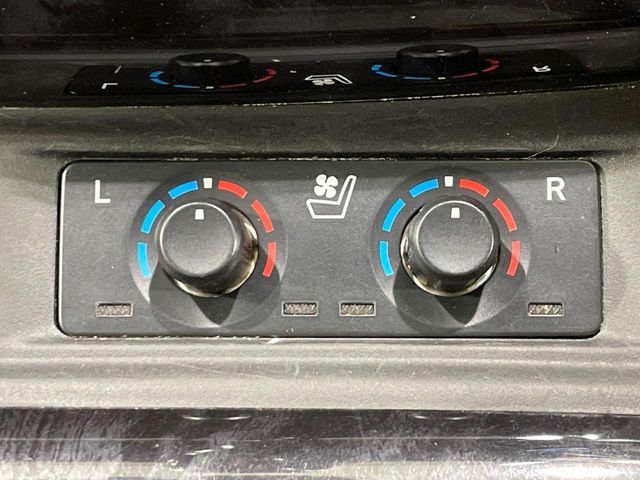 TOYOTA VELLFIRE 2018 Image 31