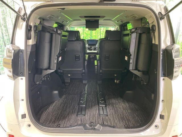 TOYOTA VELLFIRE 2018 Image 31