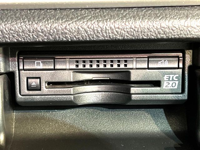 TOYOTA CROWN SEDAN HYBRID 4 2016 Image 31