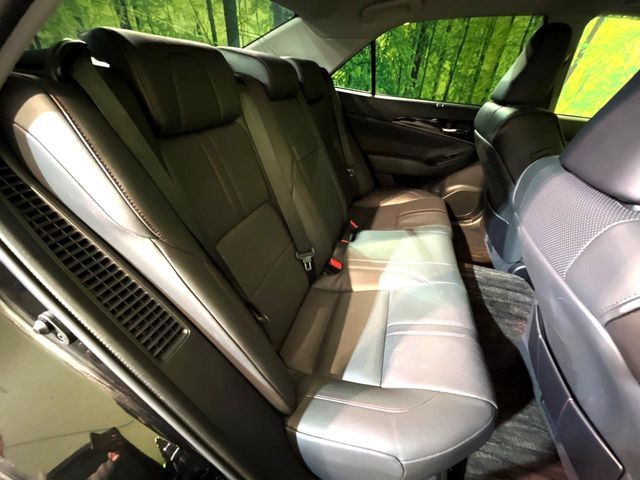 TOYOTA CROWN SEDAN HYBRID 4 2016 Image 31