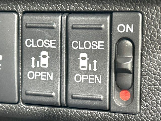 HONDA FREED HYBRID 2017 Image 31