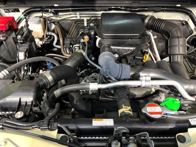 SUZUKI JIMNY 4WD 2023 Image 31