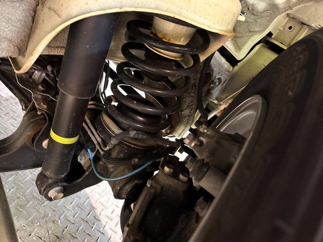 SUZUKI JIMNY 4WD 2023 Image 31