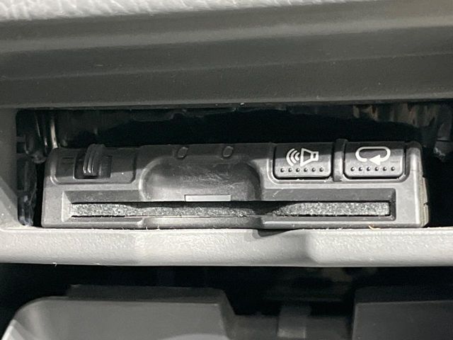 TOYOTA NOAH 2007 Image 31