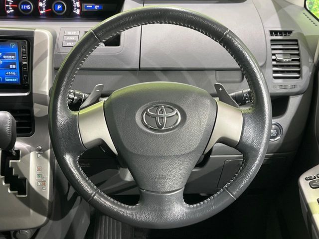 TOYOTA NOAH 2007 Image 31