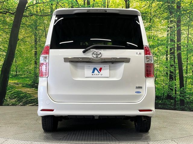 TOYOTA NOAH 2007 Image 31