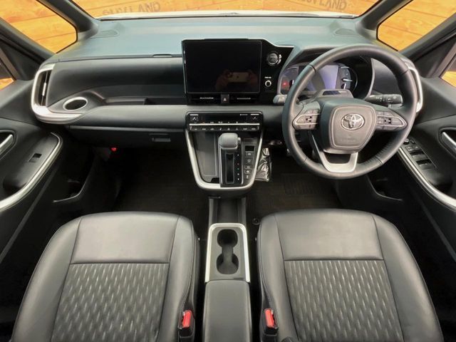 TOYOTA NOAH HYBRID 4WD 2024 Image 31