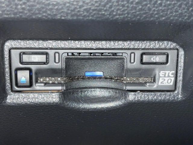 TOYOTA NOAH HYBRID 4WD 2024 Image 31