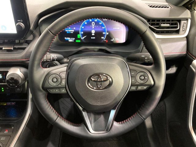 TOYOTA RAV4 PHV 2025 Image 31