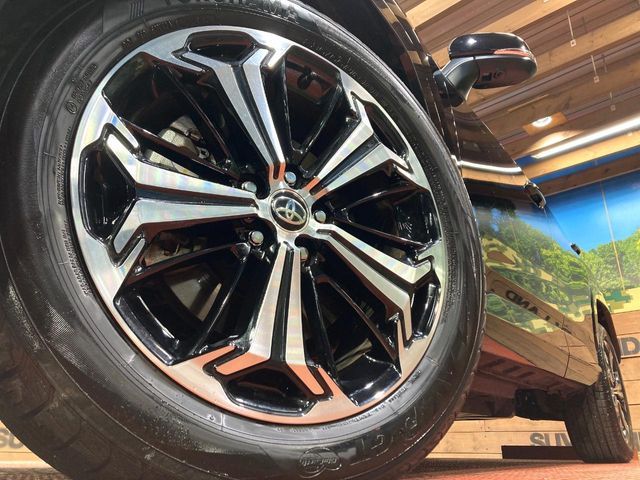 TOYOTA RAV4 PHV 2025 Image 31