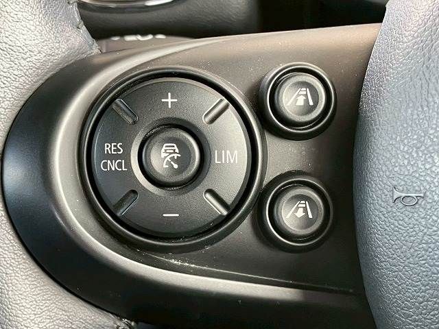 BMW MINI COOPER S CR 2019 Image 31