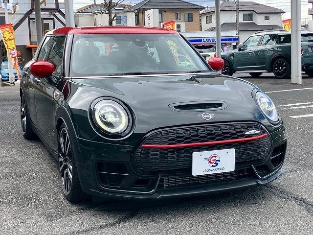 BMW MINI CLUBMAN 2019 Image 31