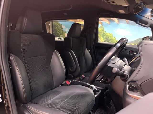 TOYOTA ALPHARD 2021 Image 31