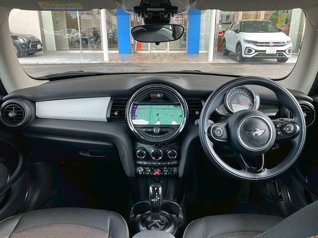 BMW MINI COOPER 2018 Image 31