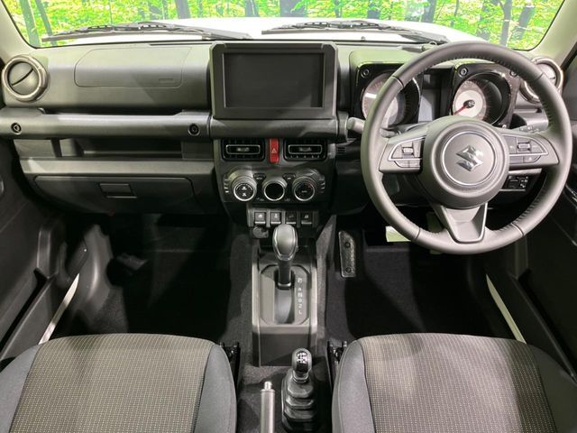 SUZUKI JIMNY NOMADE 2025 Image 31