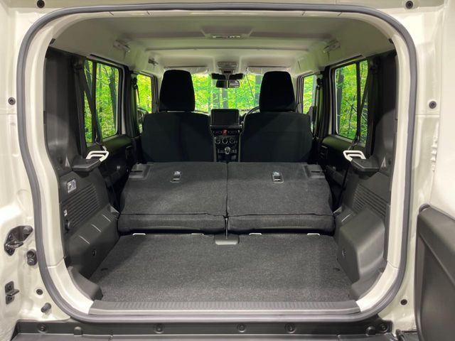 SUZUKI JIMNY NOMADE 2025 Image 31