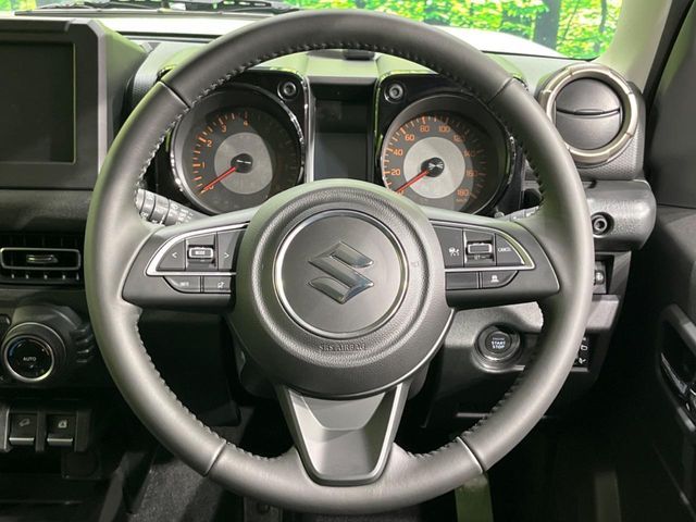 SUZUKI JIMNY NOMADE 2025 Image 31