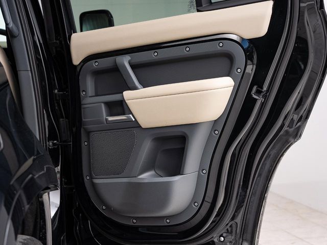 ROVER DEFENDER 2023 Image 31