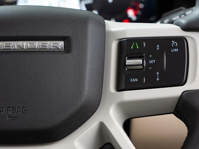 ROVER DEFENDER 2023 Image 31
