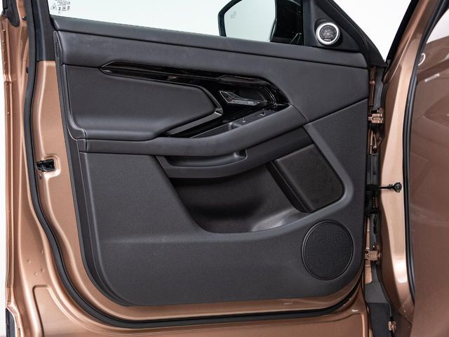 ROVER RANGE  EV 2024 Image 31