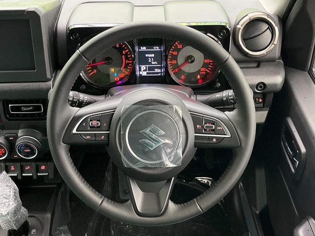 SUZUKI JIMNY NOMADE 2026 Image 31