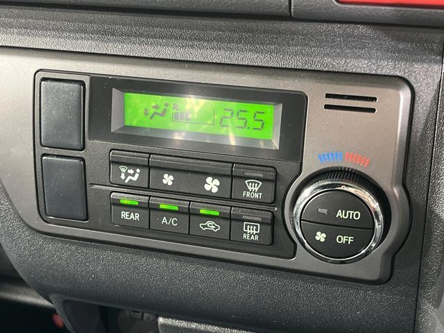 TOYOTA HIACE VAN 2WD 2026 Image 31