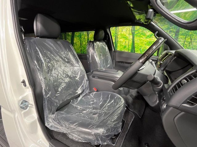 TOYOTA HIACE VAN 2WD 2026 Image 31