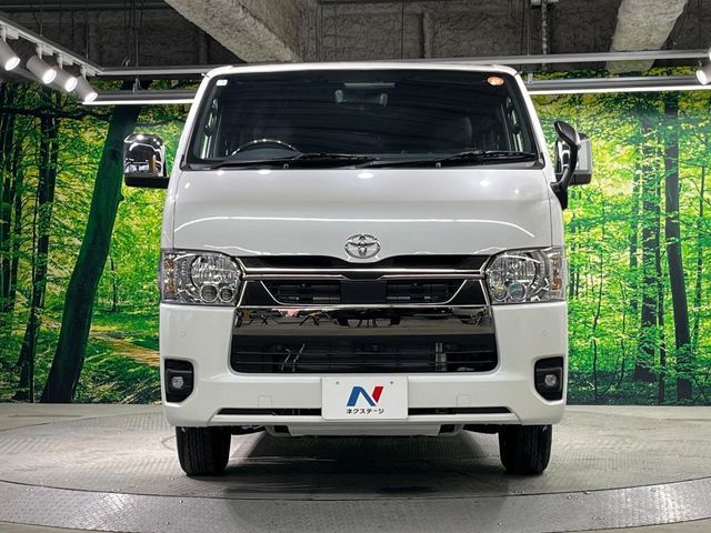 TOYOTA HIACE VAN 2WD 2026 Image 31