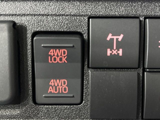 DAIHATSU HIJET TRUCK 4WD 2024 Image 31