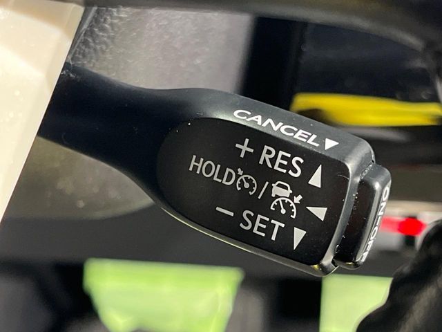 TOYOTA PRIUS 2019 Image 31