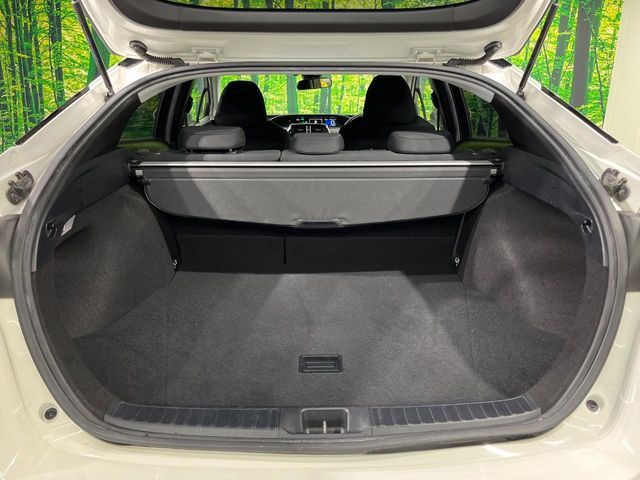 TOYOTA PRIUS 2019 Image 31