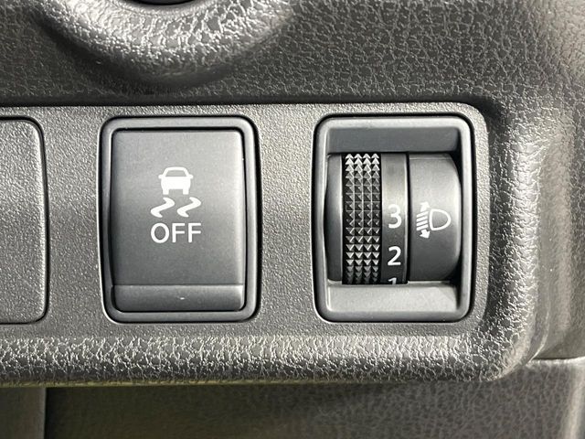 NISSAN NOTE 4WD 2013 Image 31