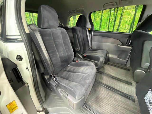 TOYOTA ESTIMA 2012 Image 31