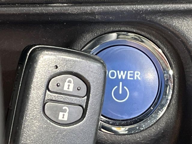 TOYOTA AQUA 2013 Image 31