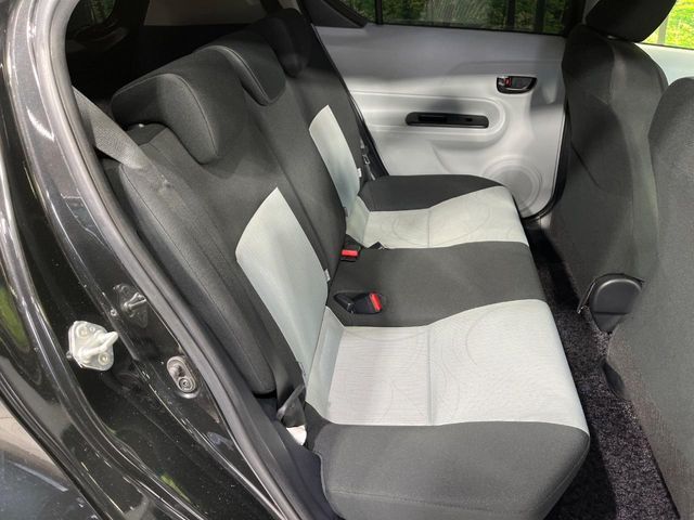 TOYOTA AQUA 2013 Image 31