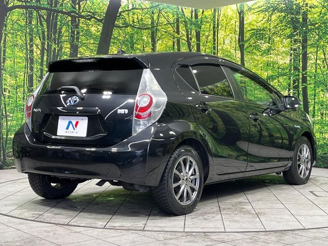 TOYOTA AQUA 2013 Image 31