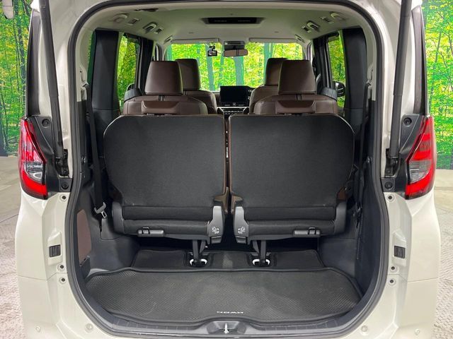 TOYOTA NOAH HYBRID 2023 Image 31