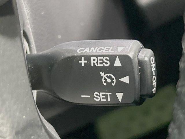 TOYOTA CAMRY HYBRID 2014 Image 31