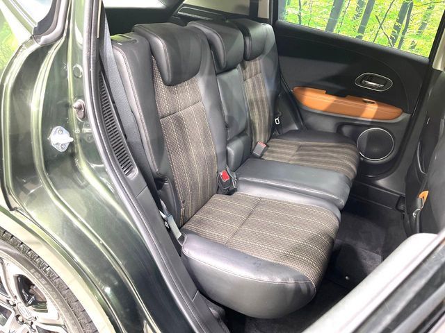 HONDA VEZEL HYBRID 4WD 2016 Image 31