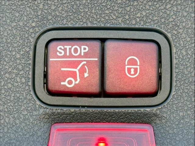 MERCEDES BENZ CLA SH 2020 Image 31